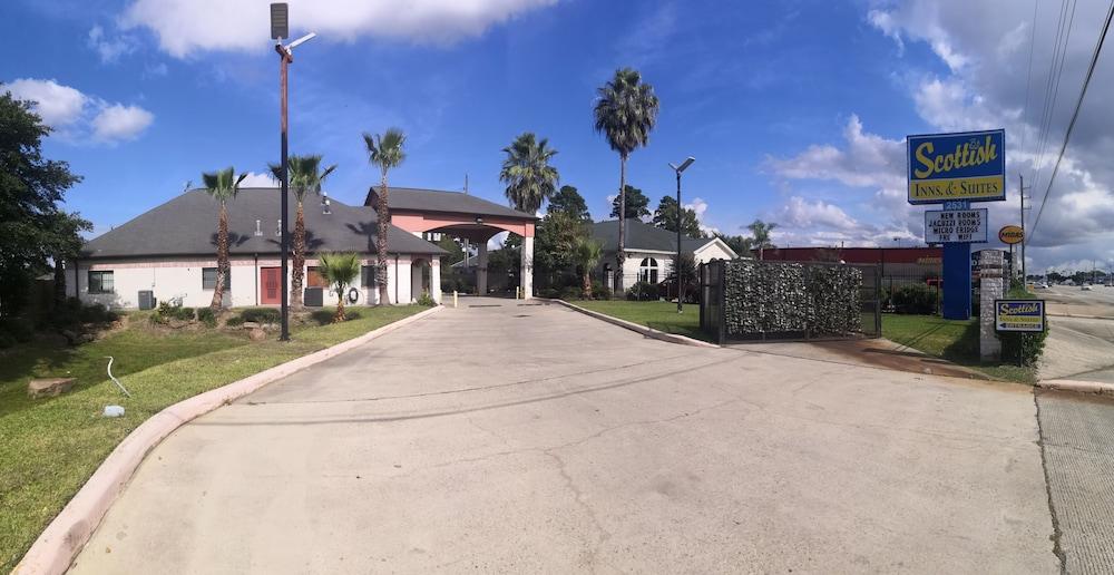 Scottish & Iah West Motel 2*
